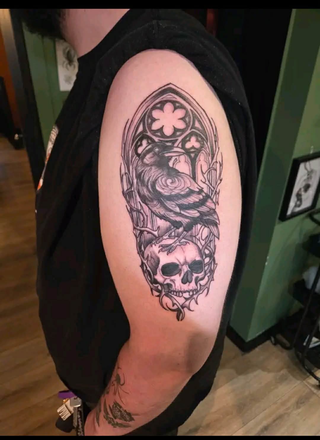 Raven & Skull