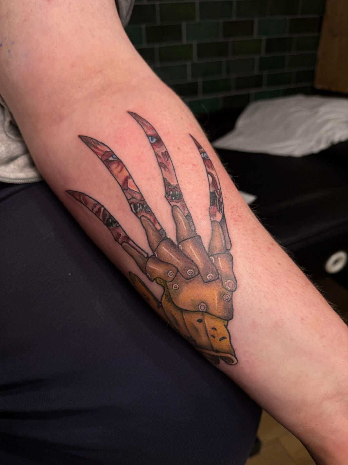 Freddy Krueger Glove